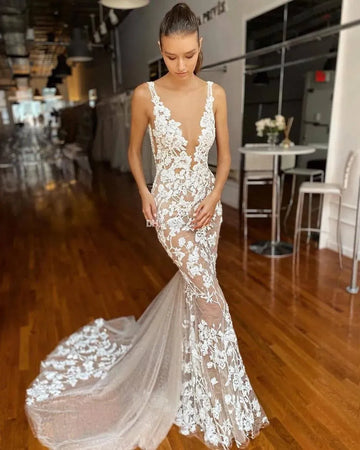 Sexy Lace Mermaid Wedding Dress Plunging V-Neck Boho Bridal Gown Backless Court Train Custom Vestido De Noiva vestido de noiva White