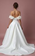 Classic White Princess Wedding Dress with Glitter Tulle and Romantic Lace Appliqué