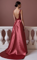 Elegant Prom Dress and Evening Gown with a Mermaid Silhouette for a Stunning Fit