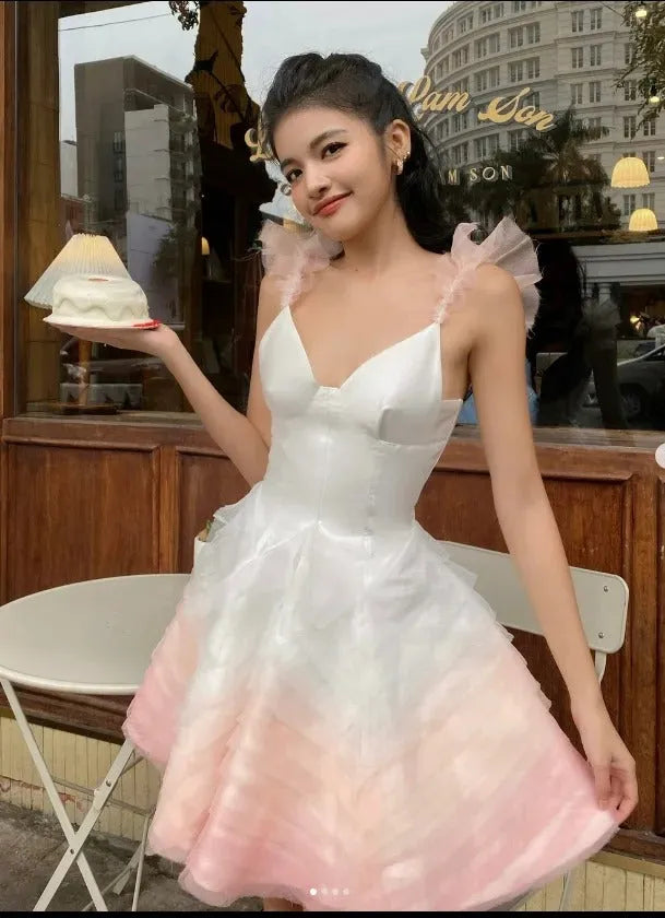 Princess Short Satin Sweetheart Mini Wedding Dress Spaghetti Strap Tulle Slim Line Brided Gown