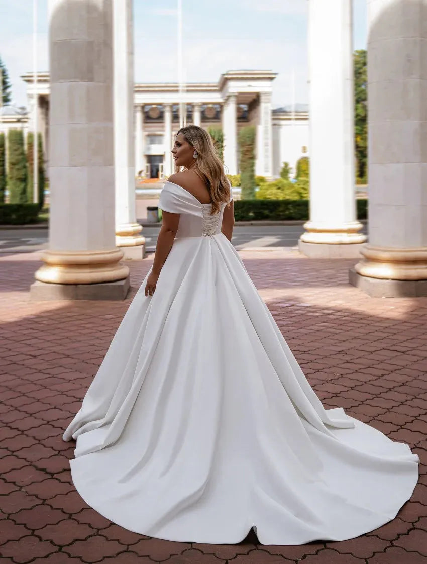 Simple Satin Wedding Dress V-Neck Off the Shoulder Short Sleeves Plus Size Bride Gowns Classic A-Line Floor Vestidos De Novia