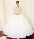 Charming V-Neck Robe de mariée Hollow Back Buttons Lace Appliques Beads Sequins Bridal Ball Gown Arab Tulle Wedding Dress