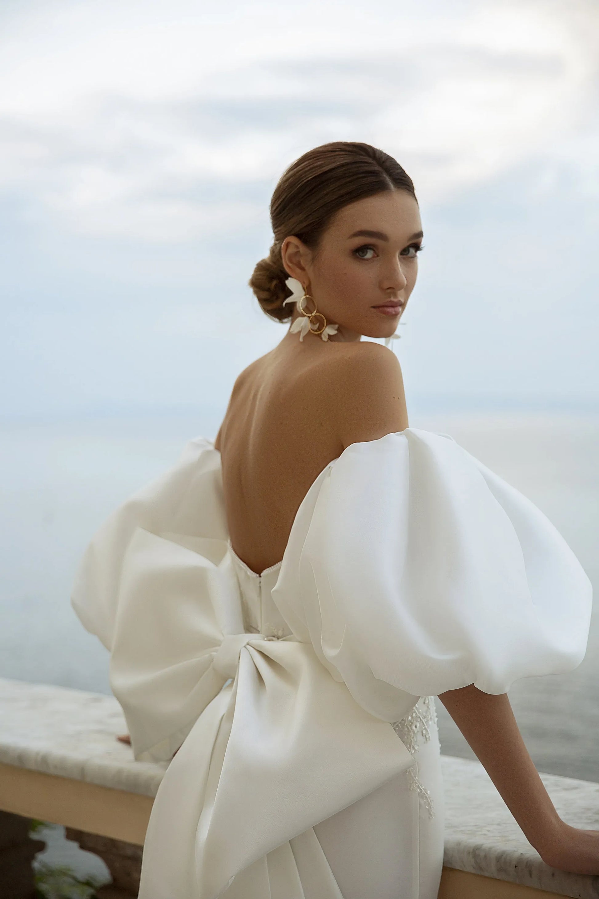 Modern Wedding Dresses Sweetheart Backless Bridal Gowns Satin Tiered Sheath Mermaid Off The Shoulder Elegant Vestidos De Novia