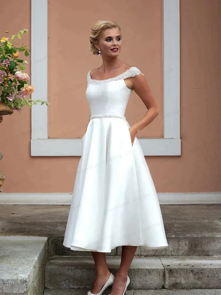 Simple Satin Short Wedding Dresses Knee Length With Crystal Beading Bridal Gowns With Pocket Elegant Scalloped Cap Sleeve