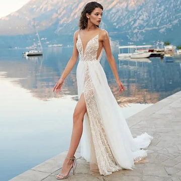Beach Boho Backless Wedding Dresses Spaghetti Straps Lace Wedding Gowns Side Split V Neck Bride Dress Vestido De Novia Ivory