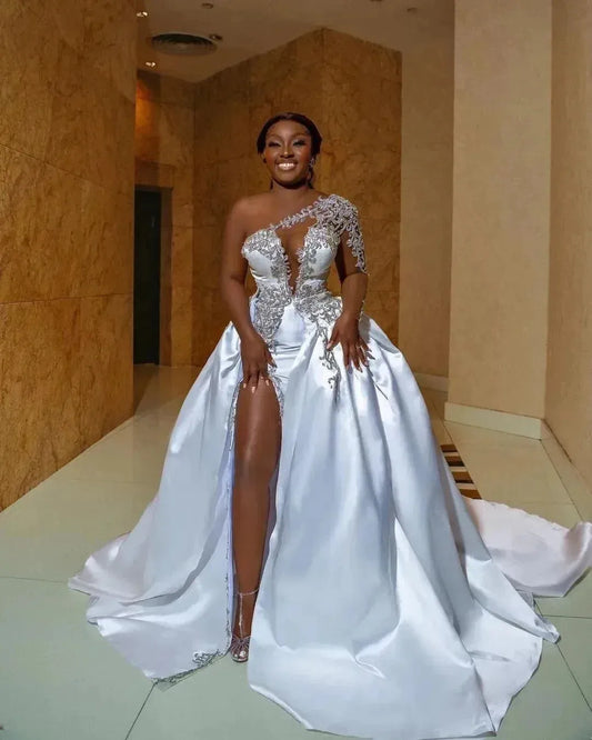 African Sexy High Split Wedding Dresses A Line One Shoulder Beaded Appliques Keyhole Neck Slit Bridal Gowns Plus Size Robes As Picture