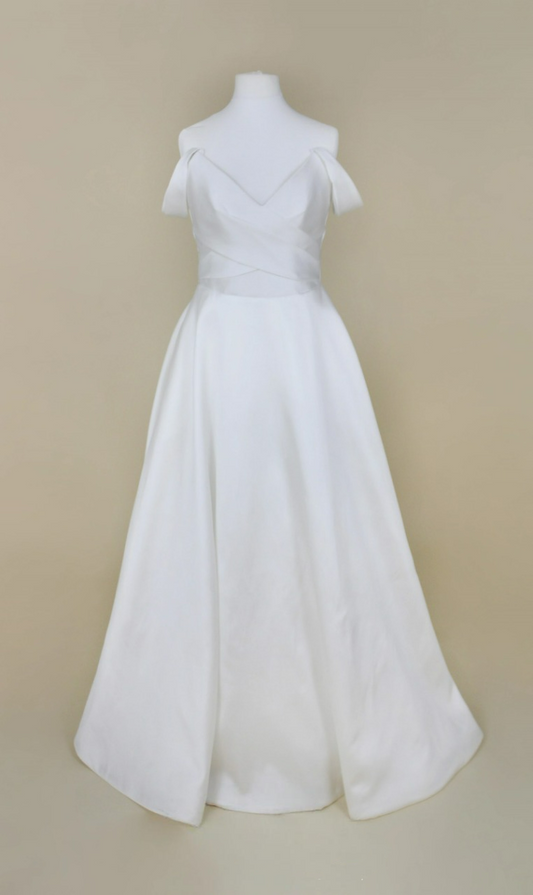 Marrilee simples fora do ombro plissado mancha vestido de casamento elegante cruzado com decote em v a linha até o chão sem costas vestido de noiva