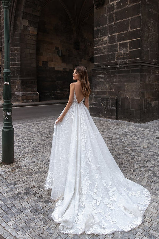 Loveweiwei boho vestido de casamento branco a linha com decote em v apliques cintas espaguete vestidos de noiva dubai sem costas vestido de noiva feito sob encomenda