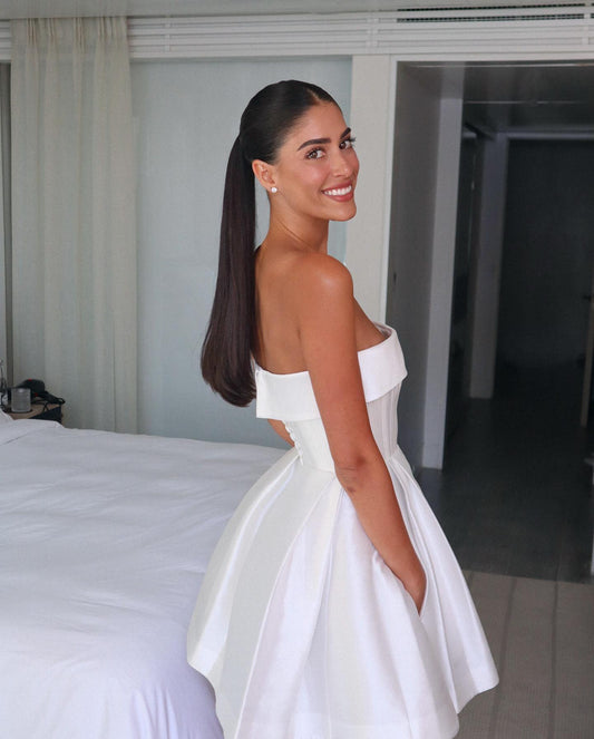 Weißer satin trägerloser Hochzeitsfeierkleider mit Taschen eine Linie kurze Ballkleider Braut Kleid Rücken Schnürung