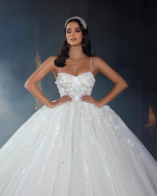 Vestidos de novia de encaje con purpurina, tirantes finos, flores brillantes en 3D, vestidos de novia con forma de corazón, vestido de novia princesa hinchado