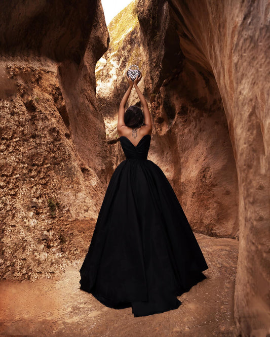 Marrilee élégant sans bretelles chérie robes de soirée noire noire robes de soirée sexy
