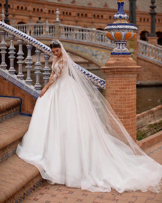 Eenvoudige elegante trouwjurken voor vrouwen een lijn sexy applique side split tule bruidsjurken mouwloze sierlijke vestidos