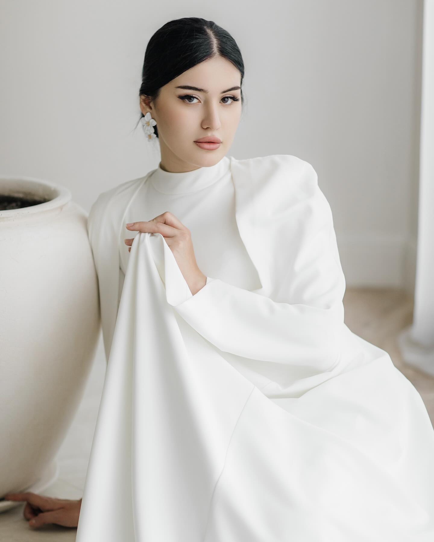 Sophisticated Muslim Wedding Dress Crepe Modest Long Sleeve Simple