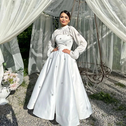 Vintage Muslim Wedding Dresses High neck A Line Wedding Gowns Long Flare Sleeves Crystal Bride Dress Brides Party Gown Ivory