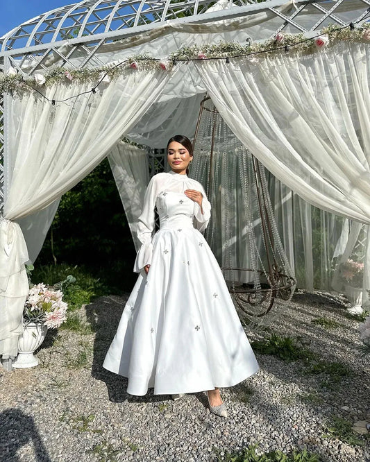 Vintage Muslim Wedding Dresses High neck A Line Wedding Gowns Long Flare Sleeves Crystal Bride Dress Brides Party Gown