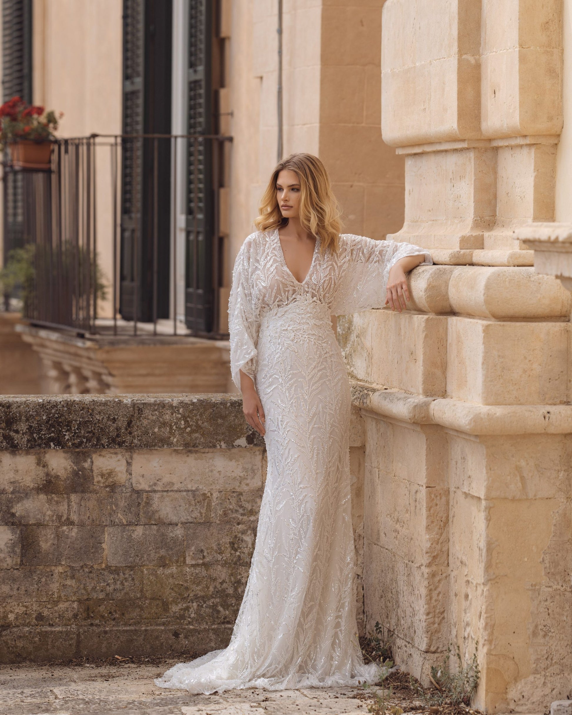 Timeless A-Line Bridal Gown with Elegant Long Sleeves, a Graceful V-Neckline for a Breathtaking and Sophisticated Wedding Look