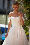 Sweetheart A-Line Wedding Dress Off The Shoulder Lace Appliques Boho Backless Bride Gown Stunning Women