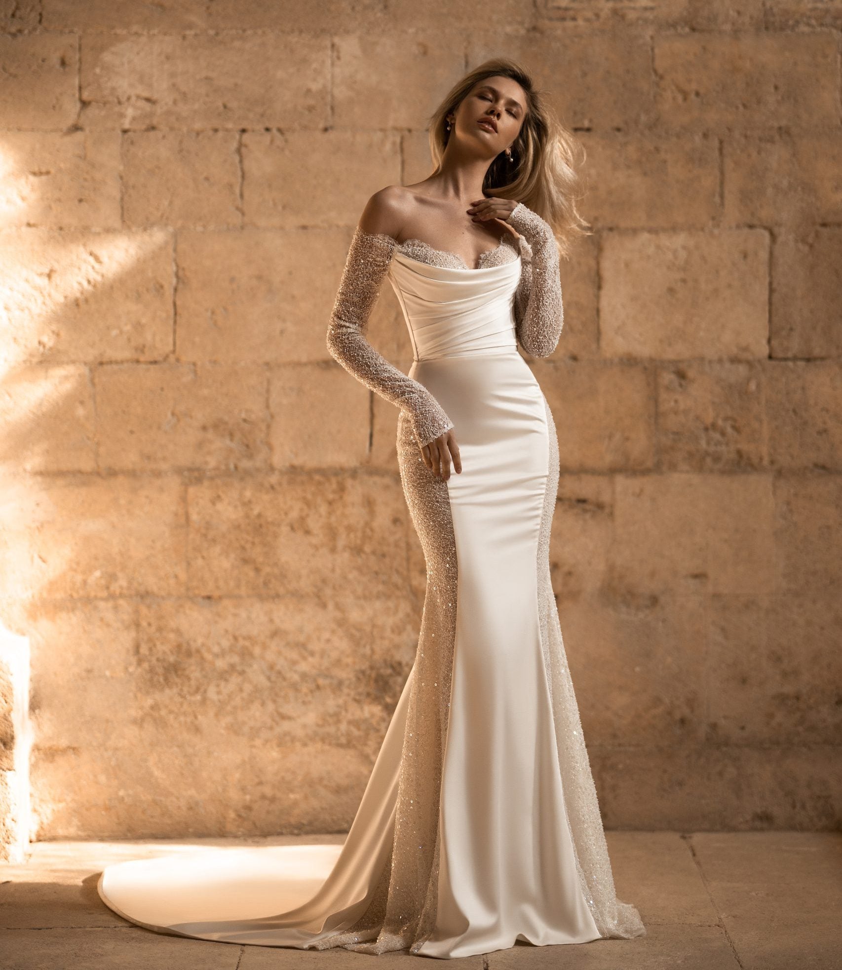 Vestidos de novia sexis con espalda descubierta para mujer precioso satén elegante sin hombros mangas largas adelgazantes vestidos de novia simples para fregar