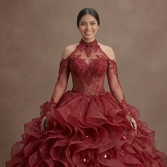 Glamorous Red Quinceañera Dress with Ruffled Organza Skirt