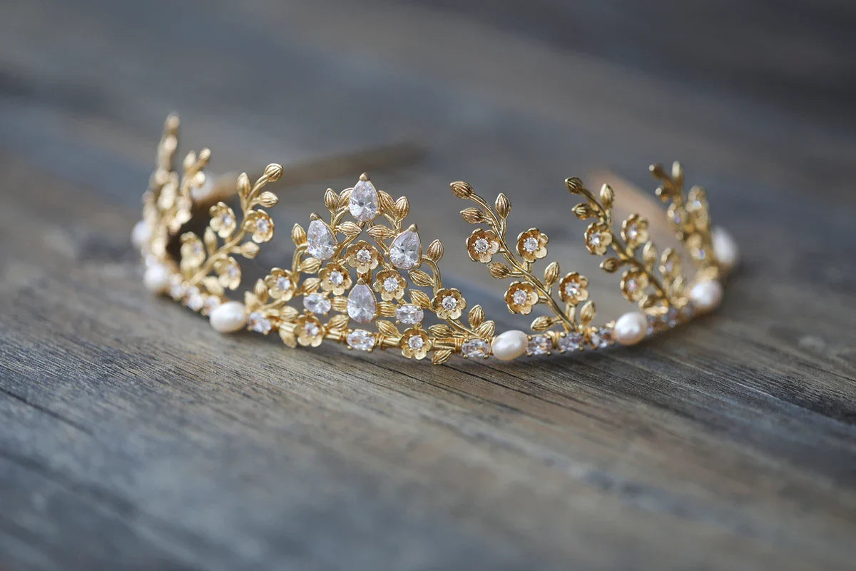 Bridal Hair Jewelry Vintage Tiara Crown Zircon Pearl Headband Headpiece For Brides Princess Queen Hairband Wedding Accessories