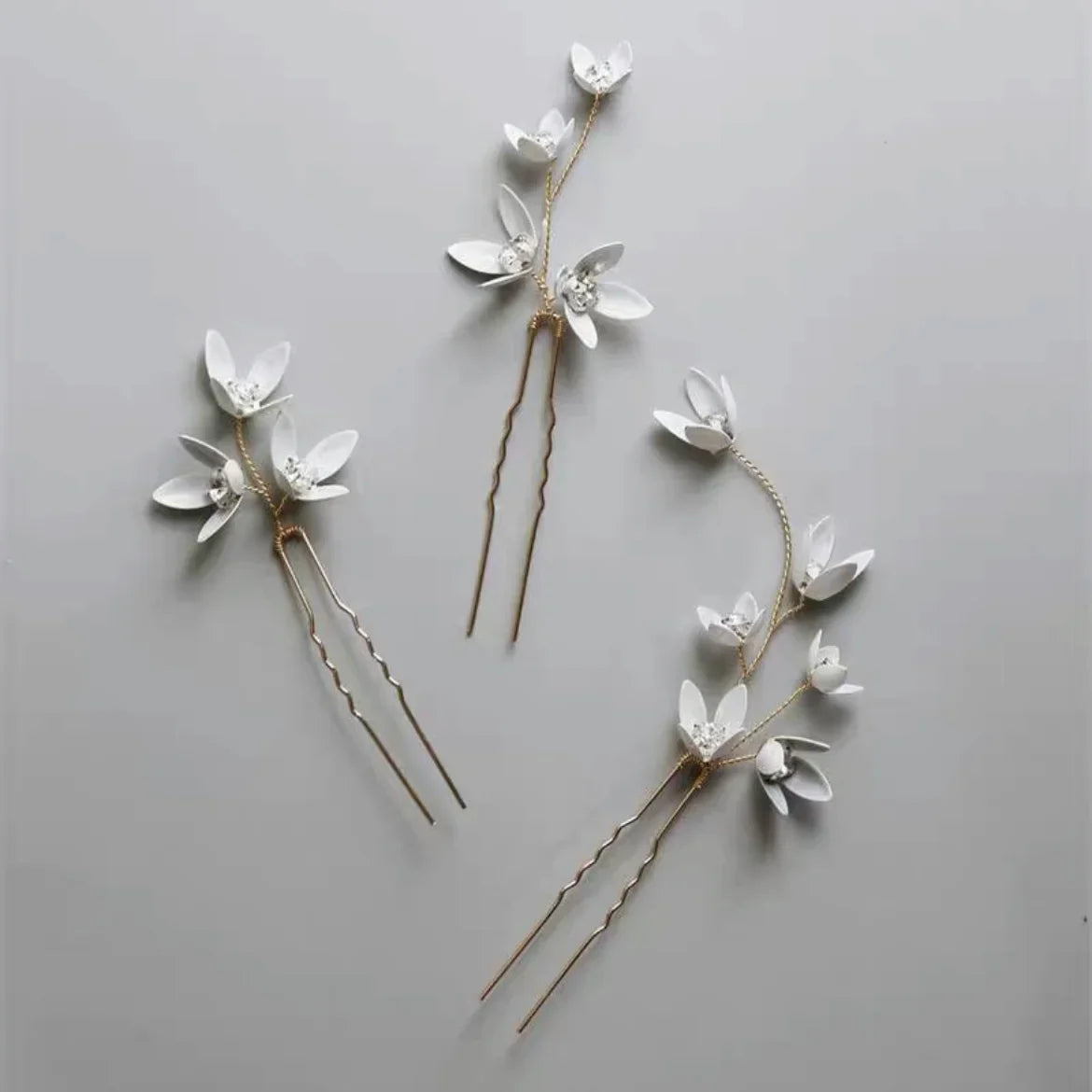 Rhinestones Crystal Hair Pin Clip White Flower Head Piece Women Brides Bridesmaids Hairpins Wedding Accessories Bridal Jewelry gold color