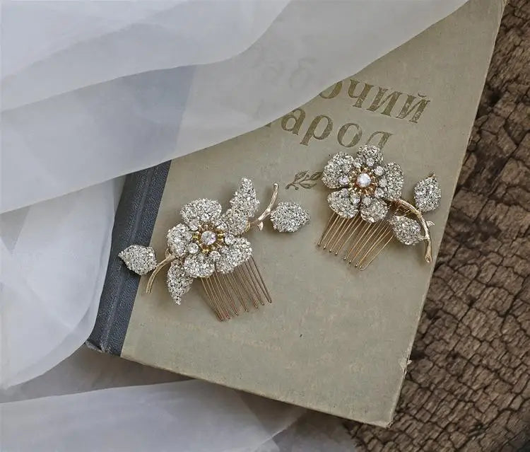 Gold Color Flower Hair Clip Comb Crystal Rhinestones Head Piece Hairpin For Brides Women Bridal Jewelry Wedding Accessories d