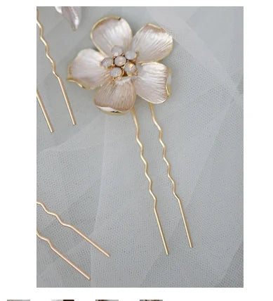 Flower Hair Pin Clip Vintage Head Pieces For Bride Bridesmaids Women Gold Color Hairpins Bridal Jewelry Wedding Accessories c