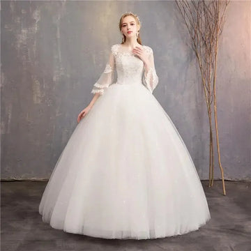 Vintage Wedding Dress with Full Flare Sleeves and Lace Embroidery Princess Shape As Picture