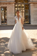 Charming A-line Wedding Dress Lace Applique V Neck Long Sleeve Bridal Gown Straps Vestidos De Novia