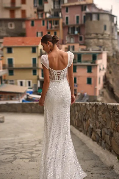 Stylish Wedding Dress with Cap Sleeves, Square Neckline, and Glitter Embellishments