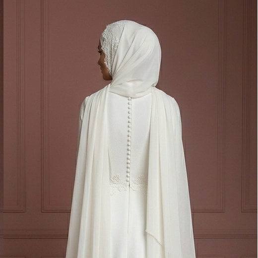 Lace Minimalist Muslim Wedding Dress – Ivory Hijab Style for Nikah Muslim
