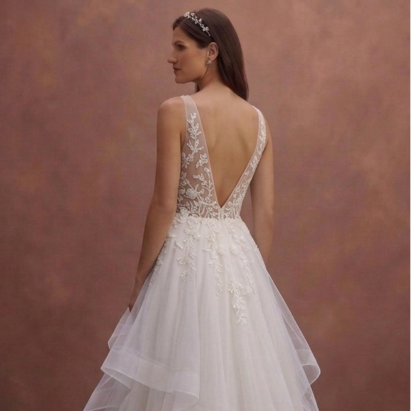 Layered Tulle Wedding Dresses with Soft Volume