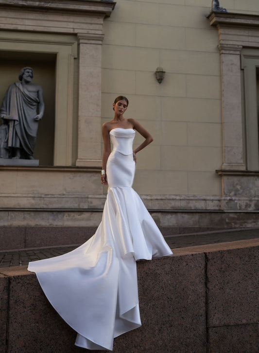 Strapless Sleeveless Satin Simple Mermaid Wedding Dress Elegant Zipper Back Court Train Bridal Gown Custom Made