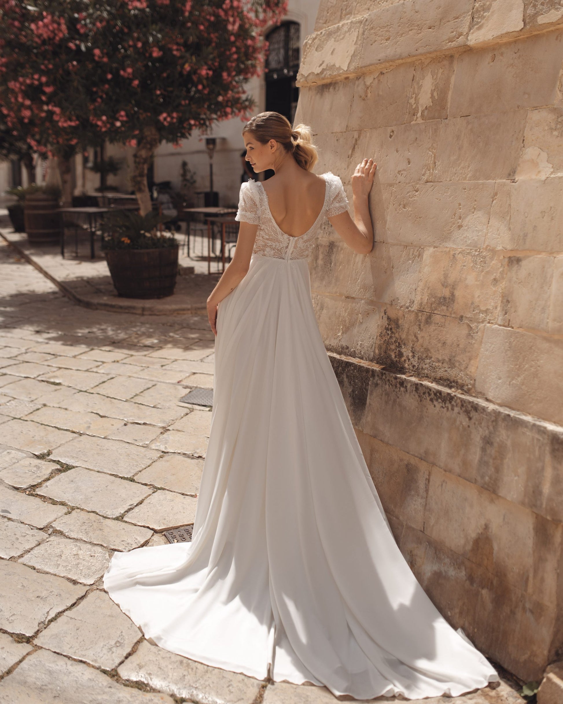 Timeless A-Line Wedding Gown, Cap Sleeves, and a Flattering V-Neckline for an Elegant and Romantic Bridal Look