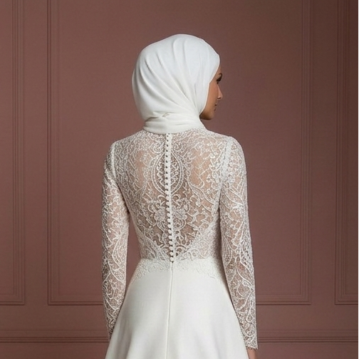 Modest Muslim Wedding Dress in Lace & Satin – Pearl White Hijab Muslim