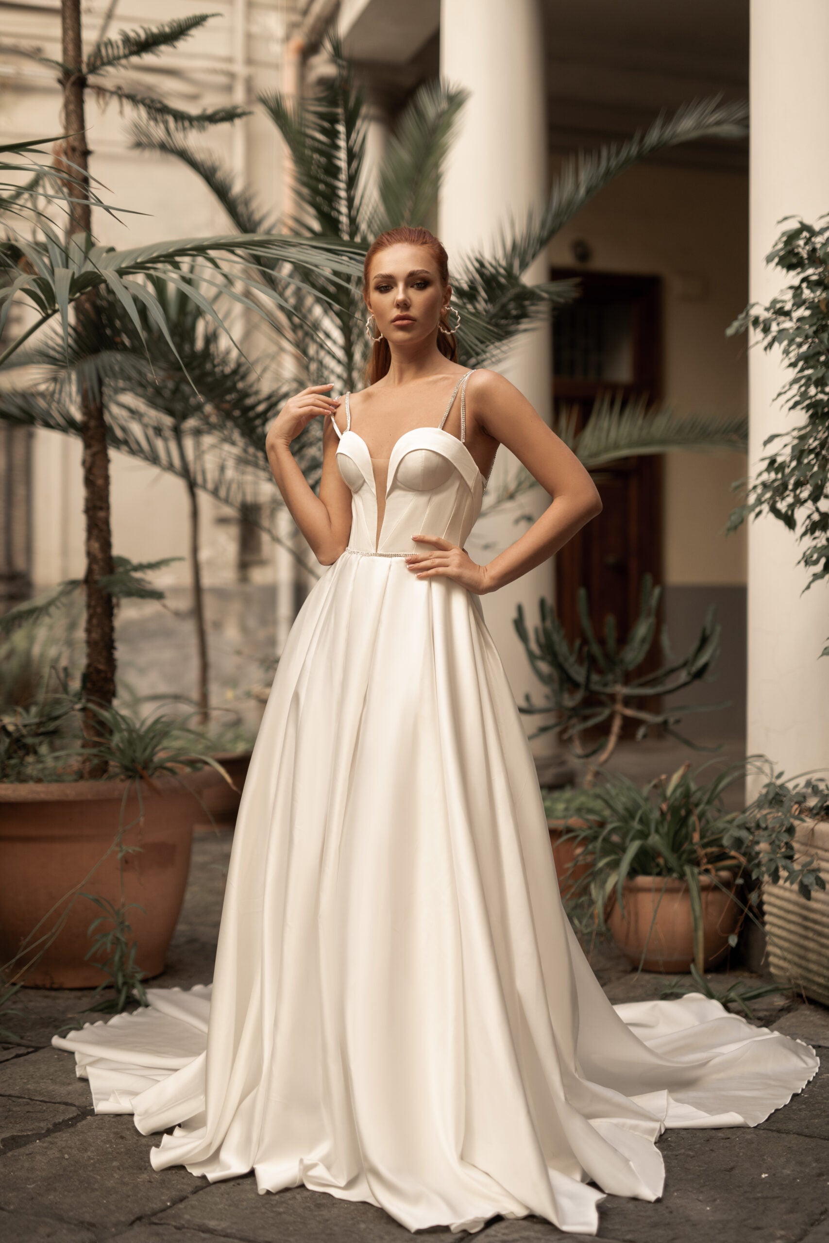 Chic Minimalist A-Line Wedding Dress with Sweetheart Neckline and Spaghetti Straps for a Sleek Bridal Look