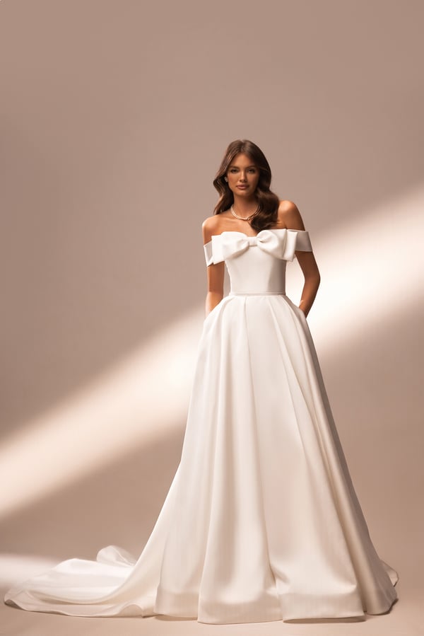 Elegant Satin Wedding Dress Off The Shoulder A-Line For Women Floor Length Bridal Gowns Customize To Measures Robe De Mariee