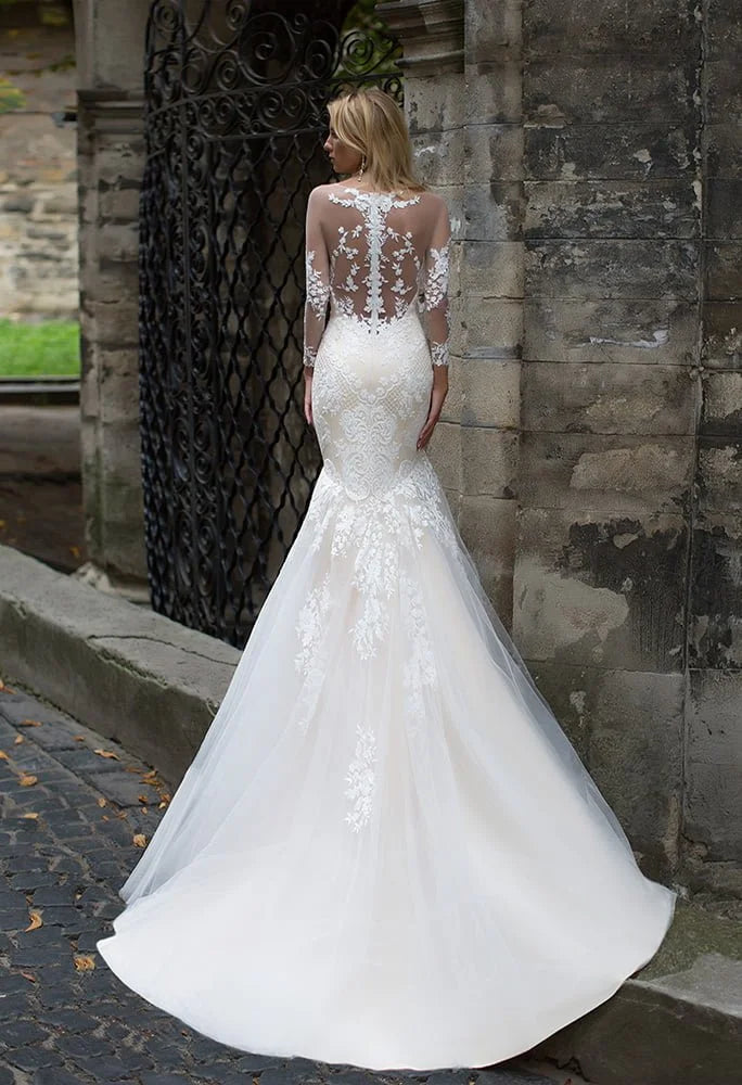 Glamorous Mermaid Wedding Gown with Long Sleeves, Chic Scoop Neckline, and Exquisite Lace Detailing for a Sophisticated and Timeless Bridal Look