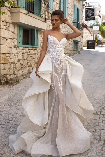 Glitter tyll ruffled sjöjungfru brudklänningar ren halsringning bröllopsklänning med löstagbar tåg brudklänning vestidos de novia