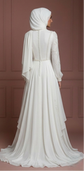 Pearl White Chiffon Flowing Wedding Dress – Elegant Hijab-Friendly Style Muslim