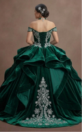 Quinceañera Dress Emerald Green Velvet Winter Royal Theme
