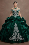 Quinceañera Dress Emerald Green Velvet Winter Royal Theme