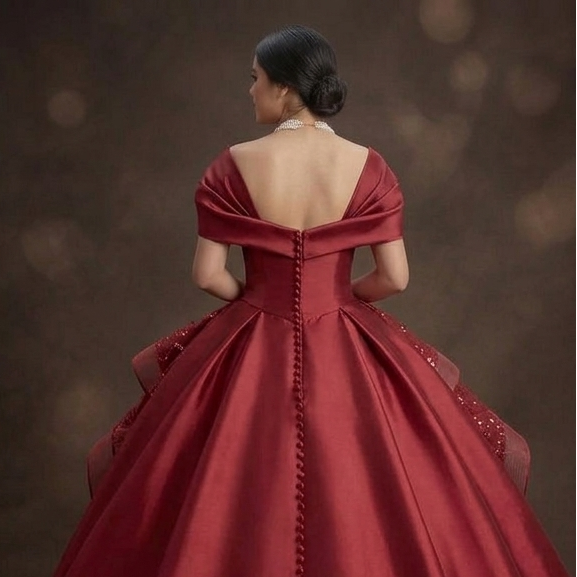 Red Quinceañera Dress - Off-the-Shoulder Silk Sophistication
