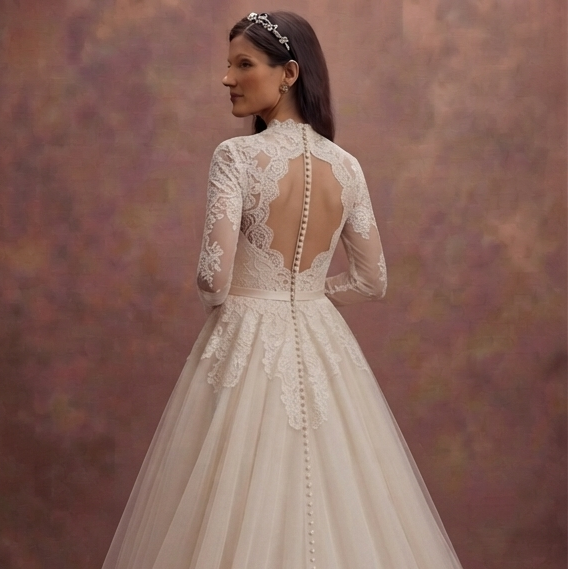 Romantic Lace Bridal Gowns with Vintage Inspiration