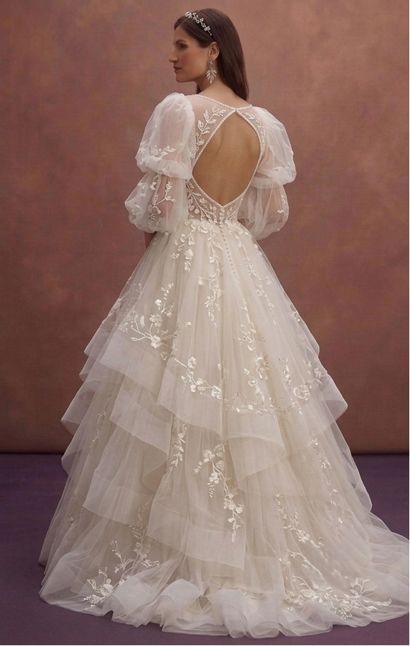 Romantic Princess Wedding Dresses with Layered Tulle