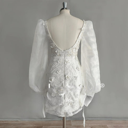 Longues manches bouffées robe de mariée courte fleurs de gaine carrée sans dos au-dessus du genou mini robe nuptiale