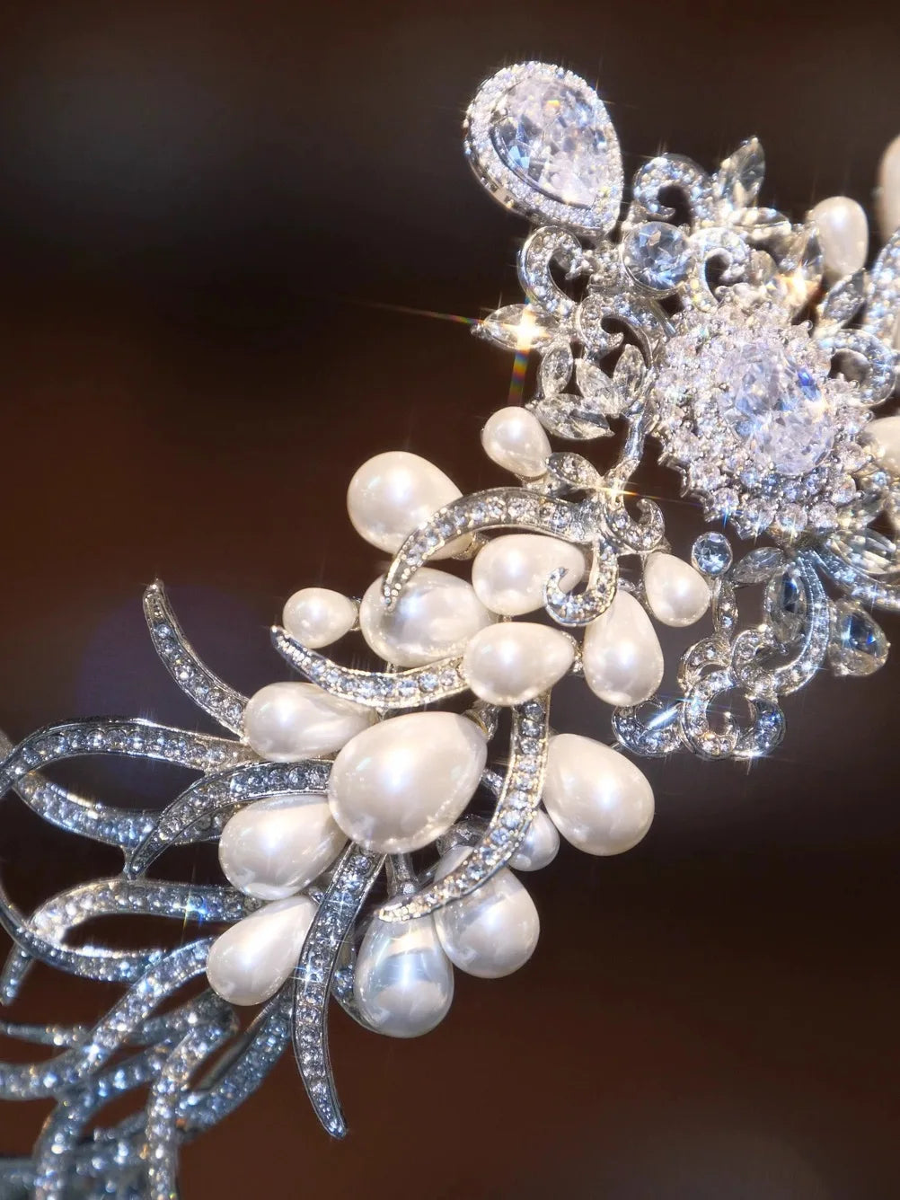 Bridal Hair Jewelry Crystal Zirconia Tiaras and Crowns Princess Queen Diadem For Brides Pearl Headpieces Wedding Accessories