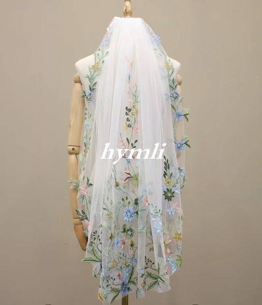 1 Tier Embroidered Floral Leaf Lace Wedding Veil Fingertip Length Wildflower Veil with Metal Comp 100cm
