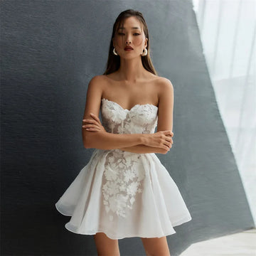 Robes de mariée sexy mini A-line Fleurs en dentelle Sweetheart sans manches robes de mariée femme robe de mariage robe de fête de mariage