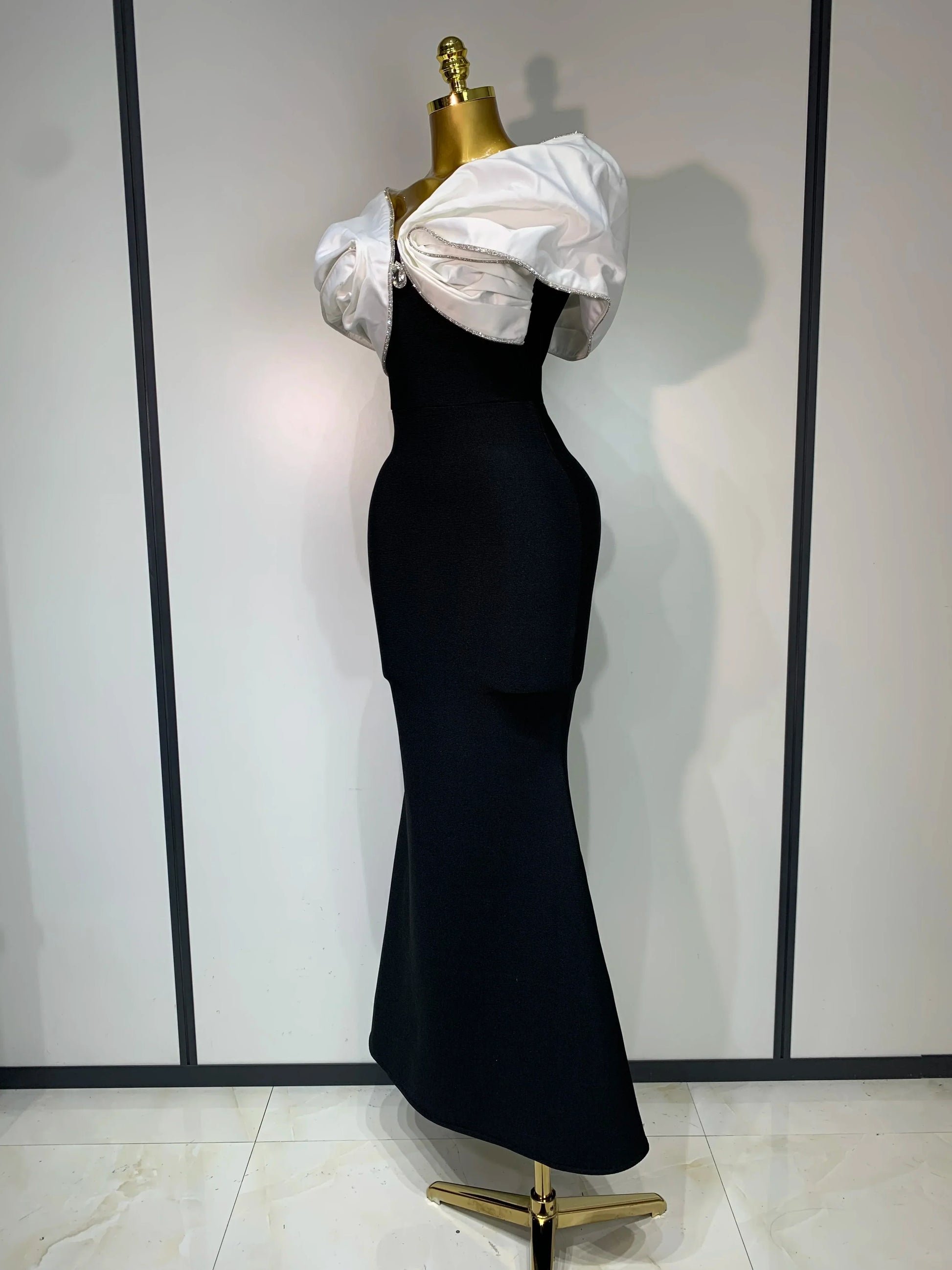 Women Sexy Off Shoulder Rhinestone Bodycon Maxi Long Bandage Dress Celebrity Elegant Evening Party Luxury Birthday Outfit